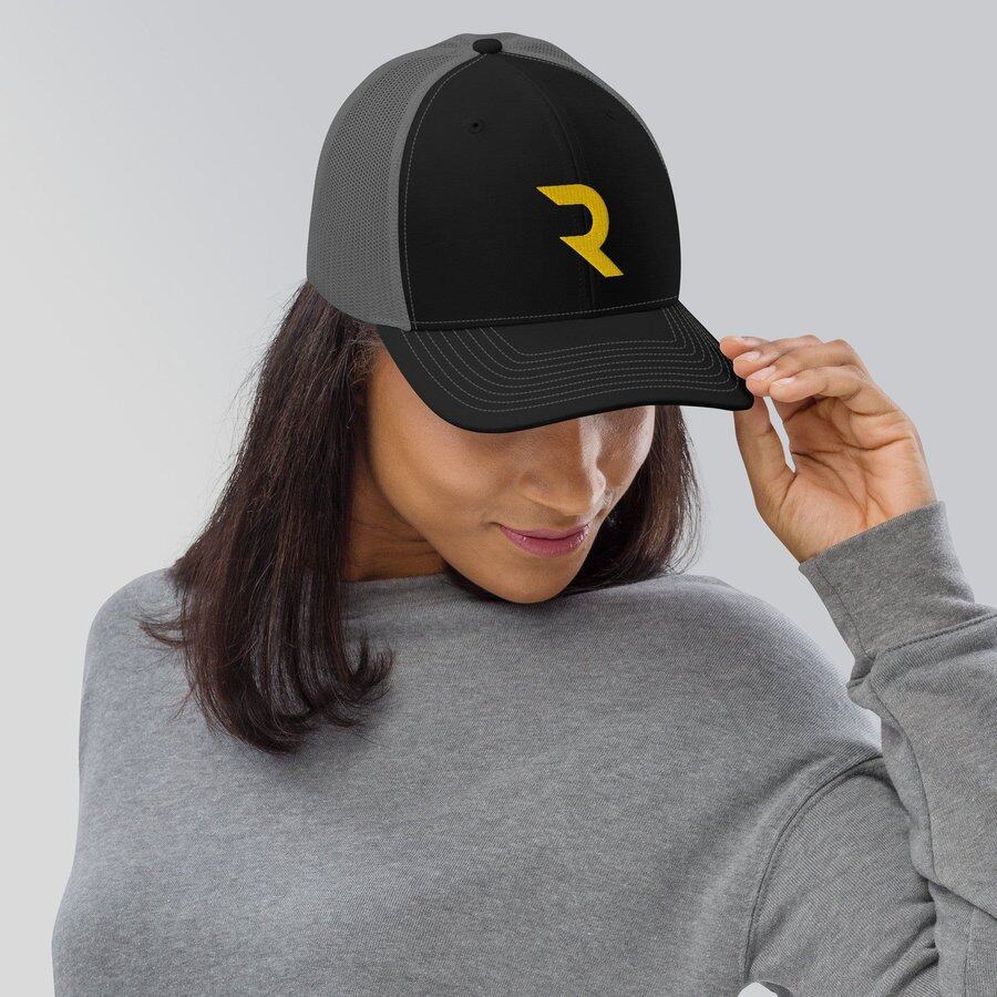 Golden R Threaded Lid — Mesh Trucker Cap